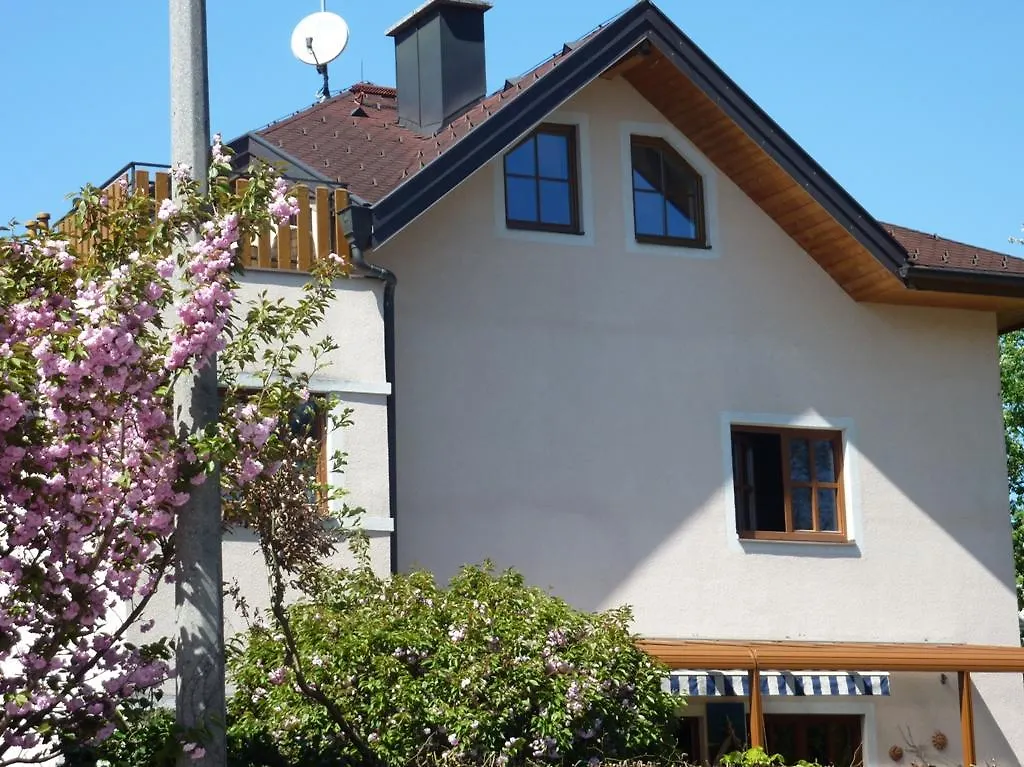 Studioapartments Haus Schneider location